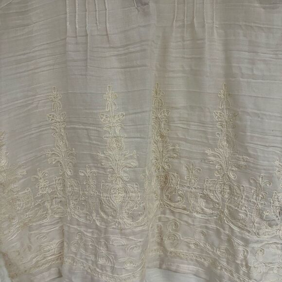 Retro-ology Womens Lightweight Embroidered  Top. Ivory Color. Size Large - Picture 8 of 8